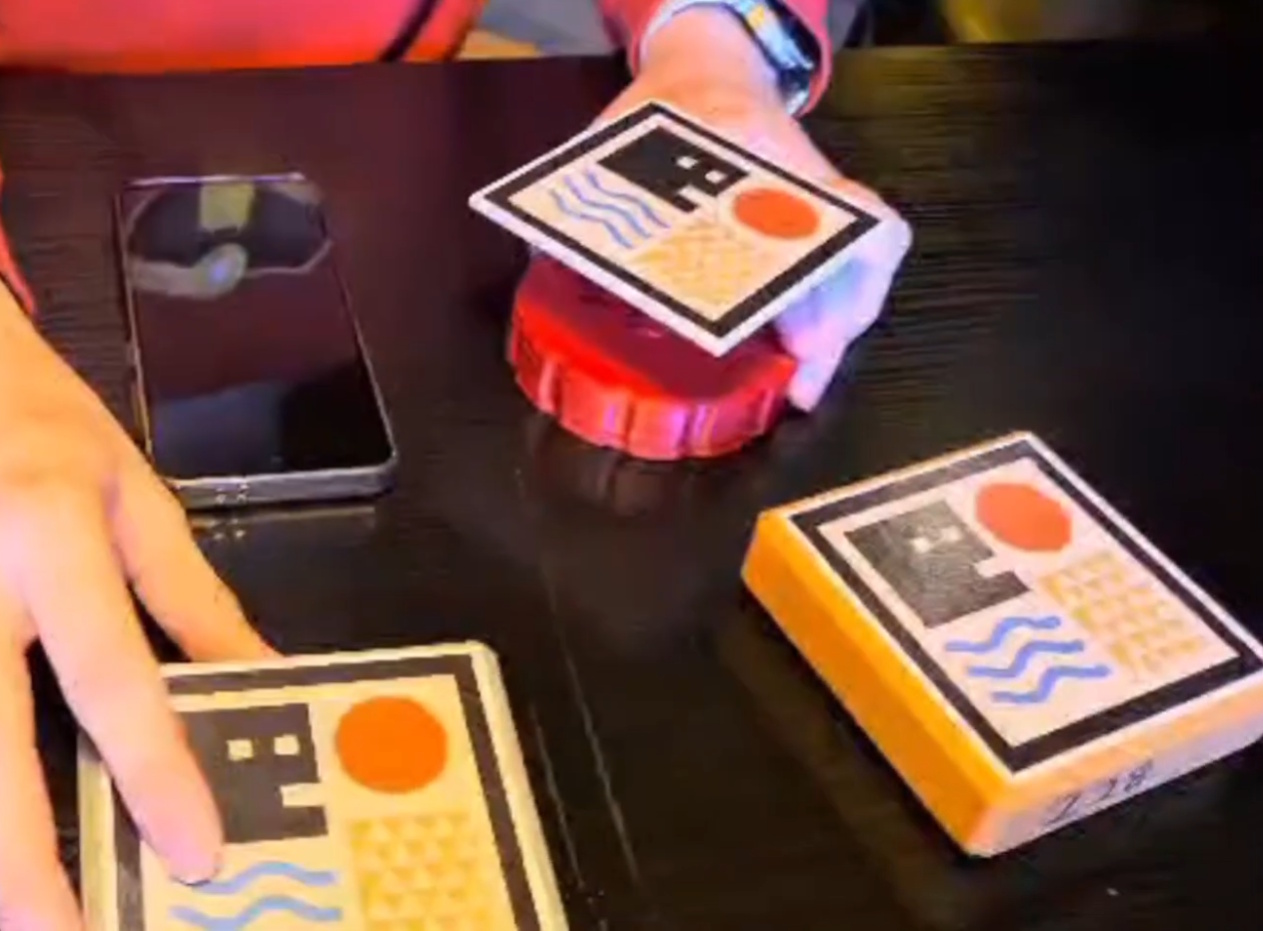 Physical reference objects with tracking marker